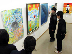 高校生が美で競演 あすまで橿原でアートグランプリ 奈良新聞デジタル
